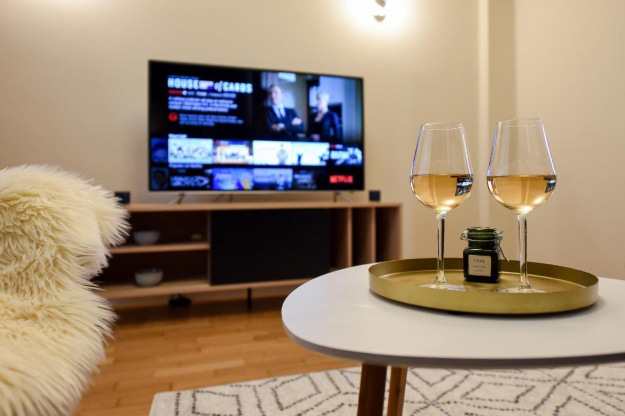 The Dream Apartment - Near Radisson Hotel Bucureşti Eksteriør bilde